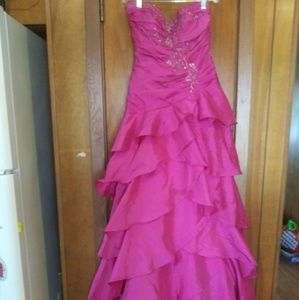 Jodi Kristopher size 7 Hot Pink Ruffled Prom Dress
